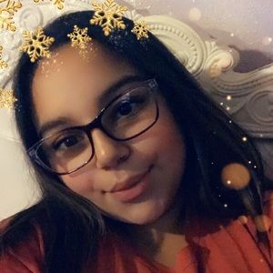 Meet your Posher, Isabella